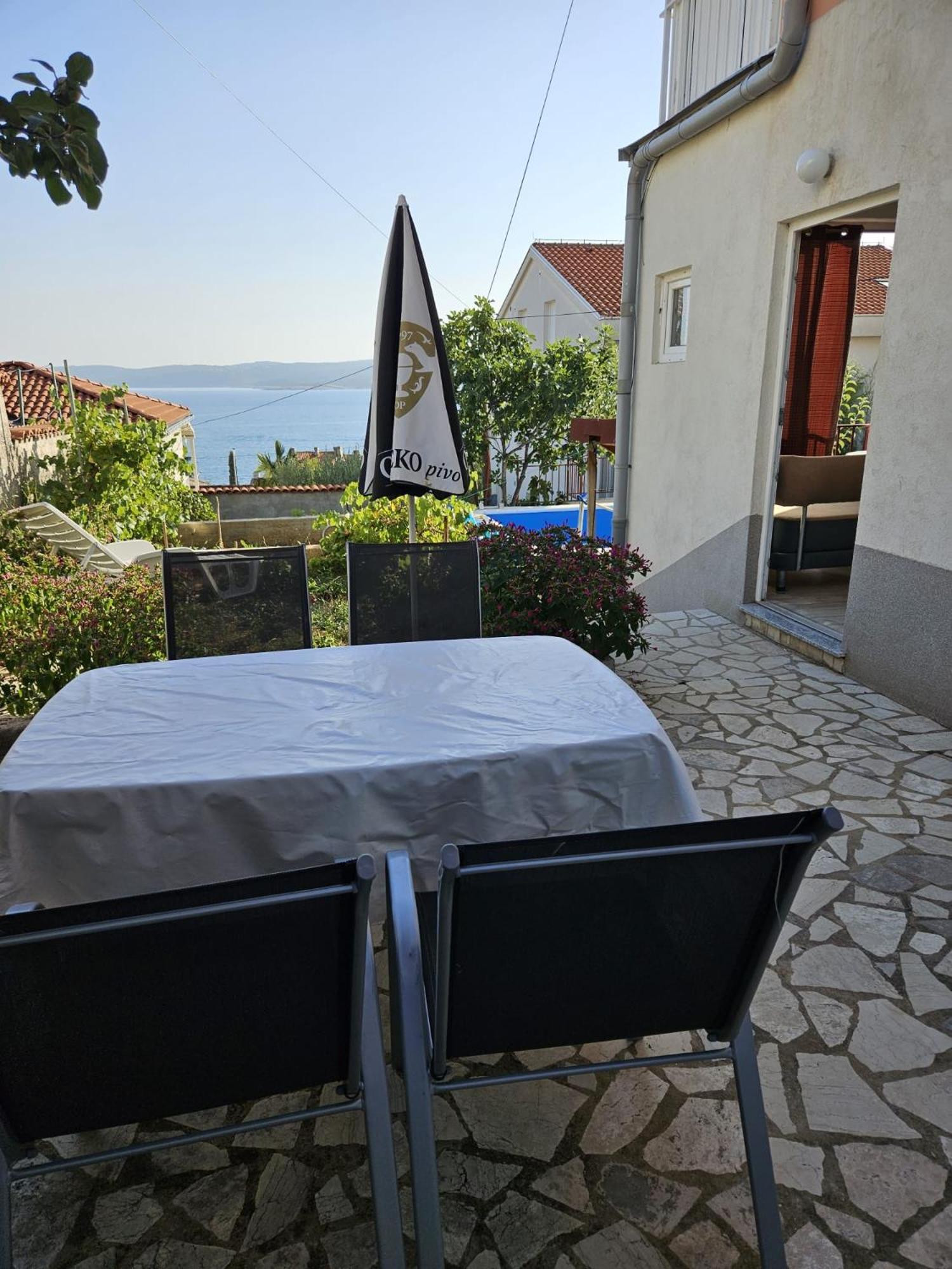 Apartments With Swimming Pool 9X4M Selce Eksteriør bilde