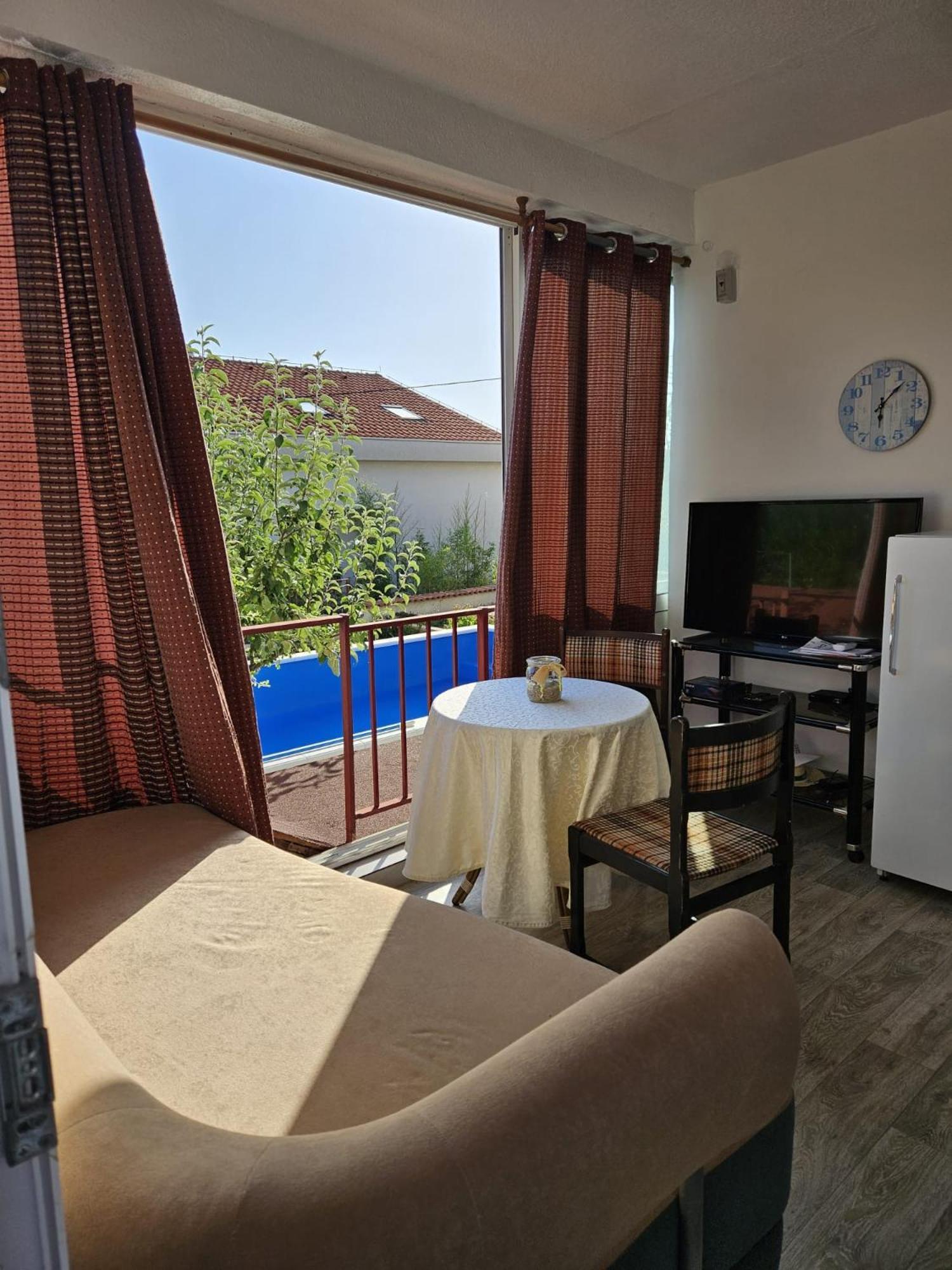 Apartments With Swimming Pool 9X4M Selce Eksteriør bilde